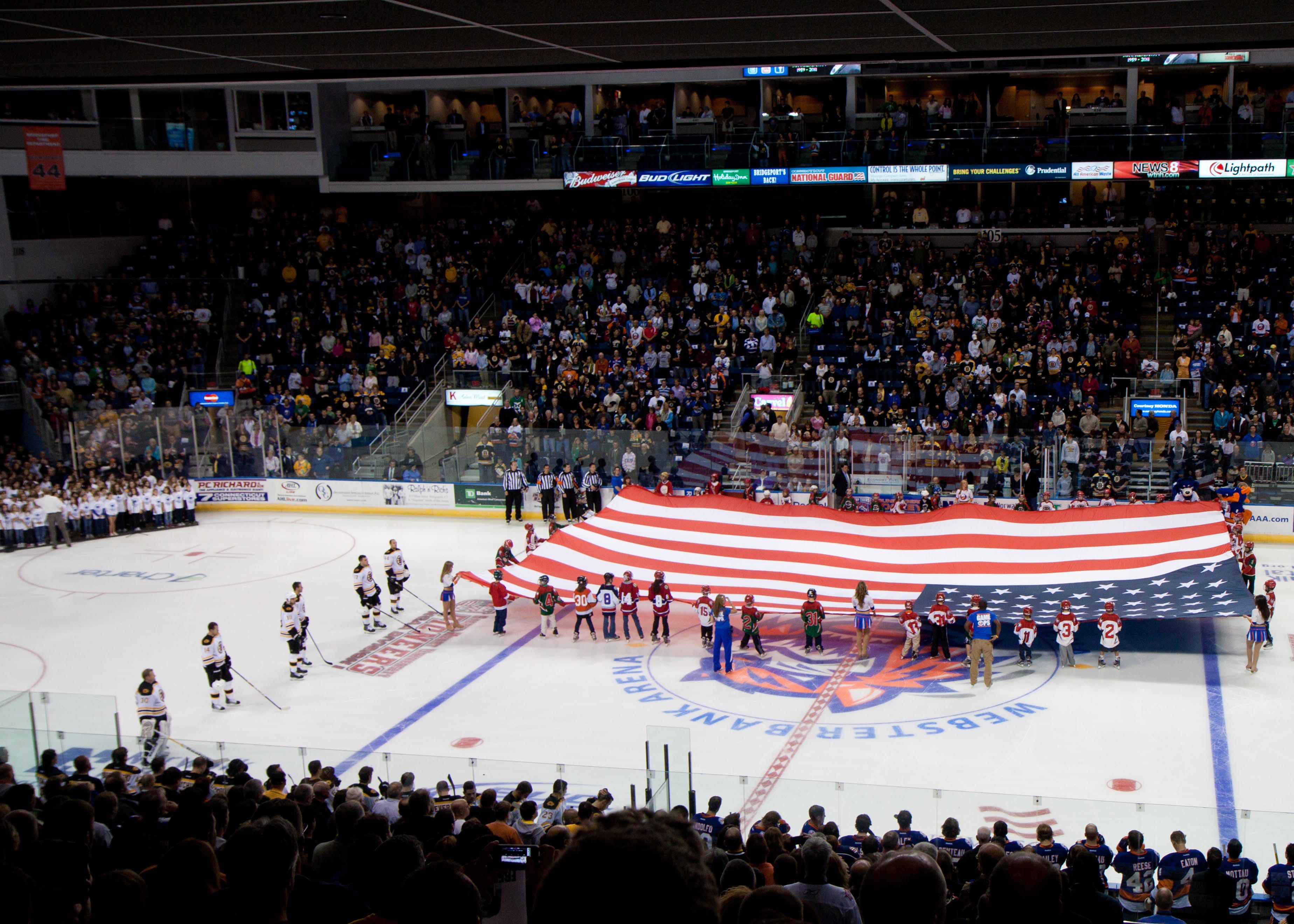 Bruins-vs-Islanders10-01f.jpg